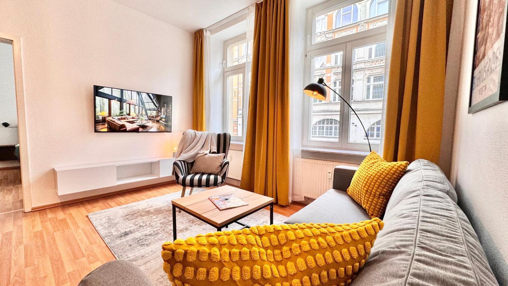 Altstadt Apartment *